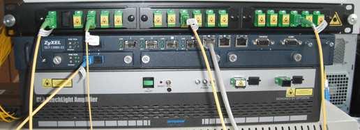 6.5 SIMULACE IPTV Pro simulaci IPTV přenosu v reálných podmínkách bylo využito vytvořené PON (Pasive Optical Network) sítě Ing. Radimem Šiftou v laboratoři přenosových médií.