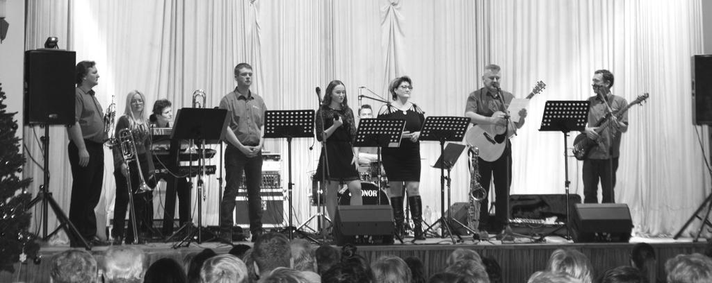 S-BAND Vánoční koncert přilákal posluchače Dne 22. prosince 2017 se uskutečnil vánoční koncert S bandu. Netradičně v místním kulturním domě.