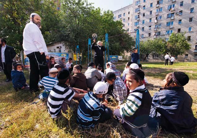 Uman je také město, v němž na sklonku života žil, působil a zemřel rabi Nachman z Braclavi, cadik, tedy chasidský duchovní vůdce, učitel víry a života.