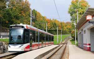 1903 rozchod 1 435 mm trakční napětí 750 V provozní délka 14,6 km max. rychlost 50 km/h zastávek a stanic 13 Trať 161 Traunseetram zahájení provozu 13. 8. 1894 (tramvaj), 21. 3.