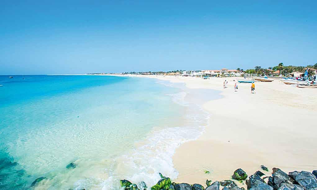972 243 051-55 e-mail: obch@cdtravel.cz, web: www.