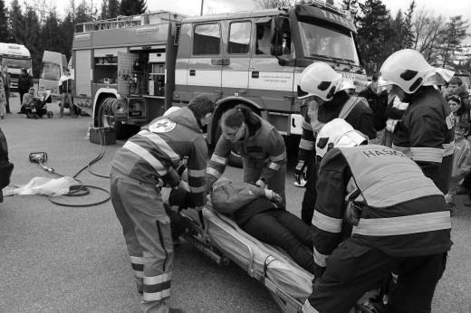HUMANITÁRNÍ JEDNOTKA OS ČČK ÚSTÍ NAD ORLICÍ Humanitární činnost a připravenost na možné katastrofy patří mezi prioritní