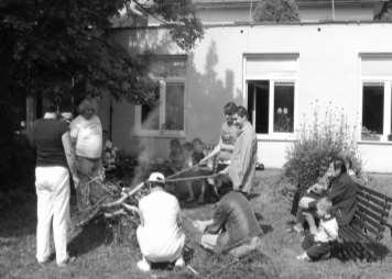 Denní stacionář pro seniory Brumov-Bylnice vedoucí projektu: Mgr. Irena Pavlůsková adresa: Podzámčí 862, Brumov-Bylnice 763 31 telefon: 605 063 239 e-mail: stacionar.bb@valklobouky.charita.