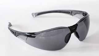 Beluna/V Ochranné brýle Černá obruba Minerální sklo 1S, zelené zorníky: 5 DIN Filtr zorníků: EN 169 5 Postranní ochrana: EN 175 EN 166 GENERICO