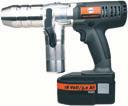 hydraulická prostřihovací hlavice bez plastového kufru Max. průměr Hmotnost kg/ks SKP 1 MINI SKP 1 68 x 68 mm 13 mm 0,860 2,500 5560,00 NETTO 8700,00 NETTO SKP 1 KOMPLET včetně nožní pumpy a plech.