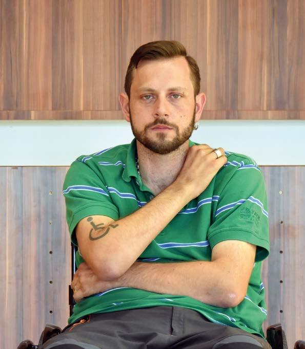 X d1 d2 20. PRODLOUŽENÉ DÝCHÁNÍ Výchozí pozice: Leh na zádech, kolena mírně vypodložená.