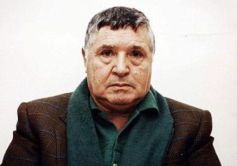 Později se stal bossem této rodiny a dostal přezdívku The Godfather Kmotr. Zemřel 1976 na srdeční infarkt. Obr. č.