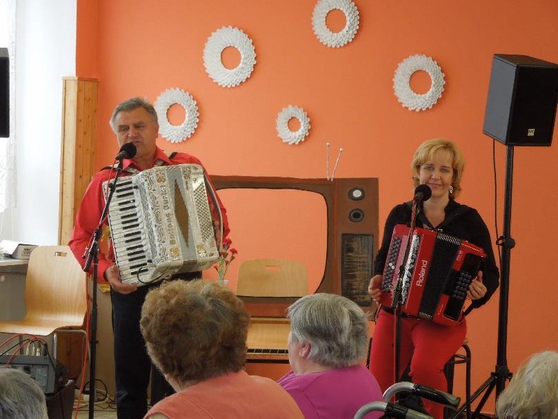 6. 10. V rámci Týdne sociálních služeb vystoupení Harmonikového dua Renata a Josef Pospíšilovi. Vystoupení Harmonikového dua 20. 10. Hudební odpoledne s V.
