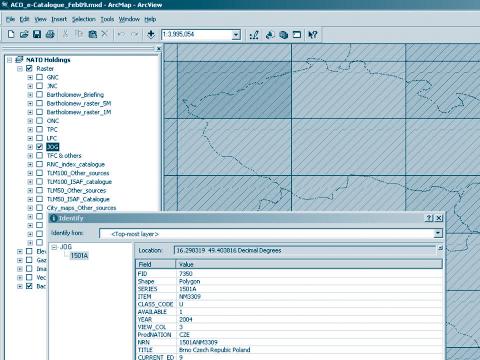 Ovšem podstatnou součástí webových stránek je obvykle virtuální mapový sklad a více či méně přehledná nabídka zejména digitálních geografických produktů.