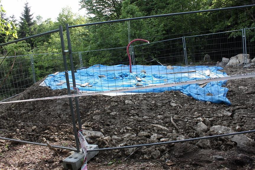 Každý jedenáctý stupeň ze 156 schodů tvoří zastavení s vyhlídkou a poslední, dvanáctá, podesta je hlavní vyhlídková plošina.