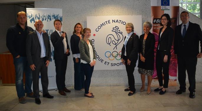 inspirované olympijskými hrami) Francouzsko-německé Partnerství CNOSF / OFAJ (Office franco-allemand de la Jeunesse)