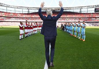 58 PREMIER LEAGUE BUNDESLIGA 59 PREMIER LEAGUE # MUŽSTVO Z V R P GÓLY B Podařené Wengerovo loučení Mohuč zamíchala kartami BUNDESLIGA # MUŽSTVO Z V R P GÓLY B 1. Manchester City 36 30 4 2 102:26 94 1.
