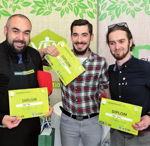 TEA MASTERS CUP 2018 Tea Masters je mezinárodní čajová soutěž, ve které rerezentanti zemí a kultur čaje předvádějí svůj um celkem ve čtyřech disciplínách.