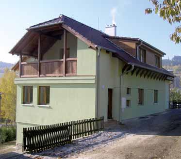 Rekonstrukce hájenky Boletice č.p. 77 - Horní Planá (realizace 2007) Rekonstrukce hájenky Otice č.p. 357 Horní Planá (realizace 2007) Rekonstrukce hájenky Boletice č.p. 77 - Horní Planá (realizace 2007) Rekonstrukce hájenky Otice č.p. 357 Horní Planá (realizace 2007) 9 ÚTVAR STAVEBNÍ VÝROBY Vojenské lesy a statky ČR, s.