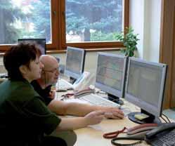 Na základě smluvních vztahů (110 smluv) jsou zakázky realizovány na celém území ČR. V roce 2007 nedošlo k nárůstu počtu pracovníků ostrahy.