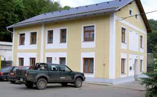 cz Divize Karlovy Vary hospodaří na území Doupovských hor ve VVP Hradiště na 15 086 ha lesní půdy a na 35 ha vodních ploch.