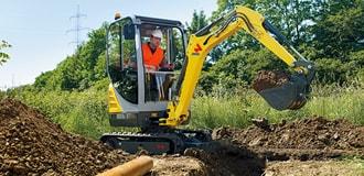 Největší kabina ve své třídě, ergonomicky uspořádána, kvalitně a moderně vybavená a s optimální viditelností.