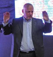 Základní činností naší společnosti je velkoobchodní distribuce zábavní elektroniky, LED osvětlení a LED velkoplošných obrazovek a scoreboadů, hudebních nástrojů, umělých květin a dekoračních doplňků.