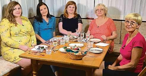 Je ráda, že si vyzkouší, jaké je vařit pod časovým tlakem a před televizní kamerou. Úterý: Viktoriya Kazarina (52) Vystudovala vysokou školu ekonomickou na Ukrajině.