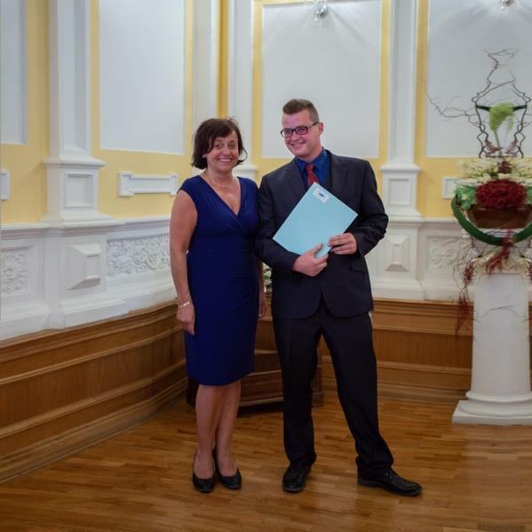 anglického jazyka byla tvořena z těchto částí: ústní část, didaktický test a slohová práce. Úspěšnost žáků v předmětu anglický jazyk byla 62,16 %.