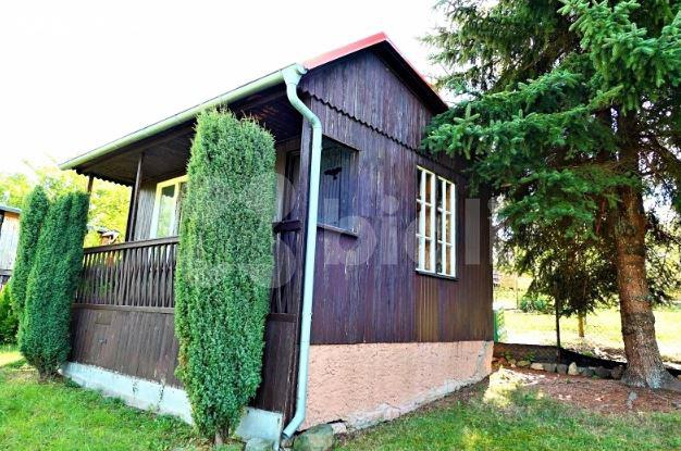 6) Rekreační chata Nabídková cena: 180 000 Kč Lokalita: Teplice, okres Teplice Stavba: Smíšená Plocha zastavěná: 20 m2 Užitná plocha: 16 m2 Sklep: Ano