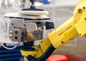řada M-10 Maximální nosnost na zápěstí: 12 kg Maximální dosah: 2028 mm Dostupné verze robotů: M-10iA/7L M-10iA/8L M-10iA/10MS M-10iA/10M M-10iA/12 M-10iA/12S Dlouhé rameno, duté zápěstí Dlouhé
