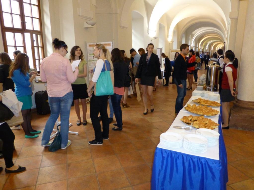 Obrázek 4: Účastníci konference projektu Partnerská síť POZNÁMKA/KOMENTÁŘ: O PŘÍLOHA 1 PROGRAM 2.