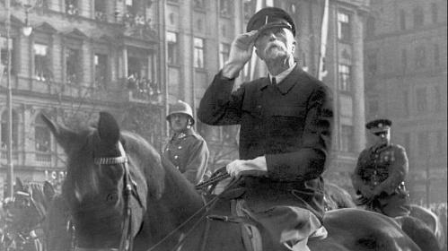 Když přišla zpráva o Masarykově dohodě do Prahy, došlo 28. října 1918 na Václavském náměstí k velké manifestaci.