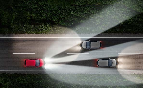 Opel přináší inteligentní technologie tam, kde jsou nejvíce potřeba: Vaše světlomety IntelliLux LED Matrix 1 se skládají ze 16 LED elementů Reagují na ostatní vozidla před vámi vypínáním jednotlivých