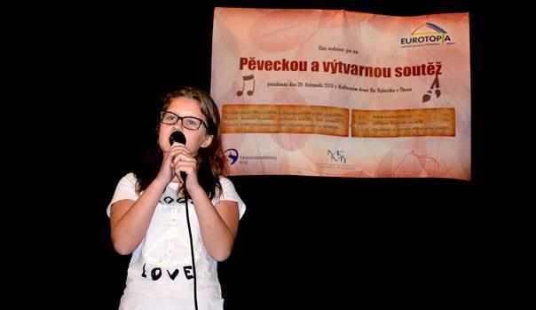 cenu poroty za absolutní vítězství v pěvecké části celé soutěže, 1.