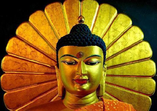 Upako: Čí učení zastáváš? Buddha: Vítězem nade vším, vševědoucí jsem od všech věcí navždy oddělený.