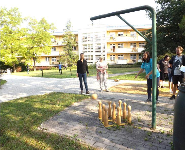 4 Středisko VÝZVA osobní asistence OASA PRACOVNÍ SETKÁNÍ OSOBNÍCH ASISTENTŮ V SRPNU V měsíci srpnu bylo pracovní setkání osobních asistentů na novém místě.