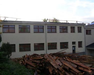 O odborných učebnách jako jsou laboratoře nebo samostatné místnosti pro školní družinu mnichovičtí žáci a učitelé pouze slyšeli od kolegů z jiných škol.