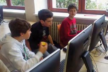 Kromě projektů stavebních jsme zapojeni do projektů na vzdělávání učitelů či na různé aktivity pro žáky v rámci zdravého životního stylu.