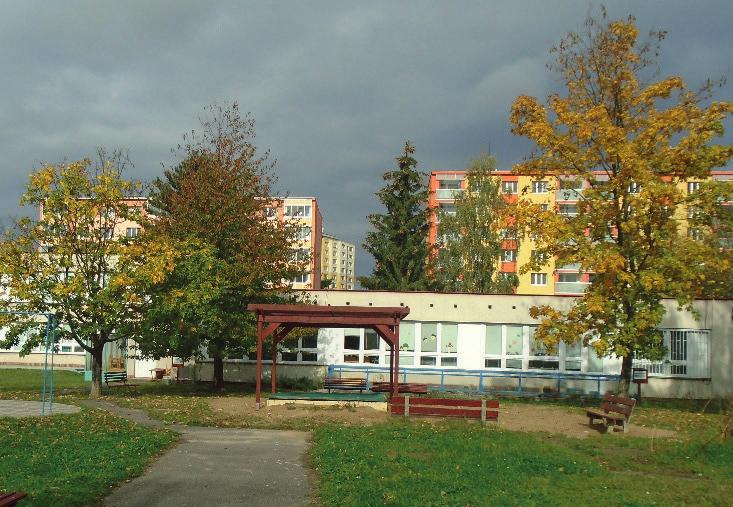Mateřská škola Hvězdička v Praze 12 Kontaktní údaje: adresa: Liškova 636/10 142 00 Praha 4 - Kamýk tel. č.: 244 404 025 e-mail: msliskova636praha4@seznam.cz web: www.mshvezdicka.cz ředitelka: Mgr.