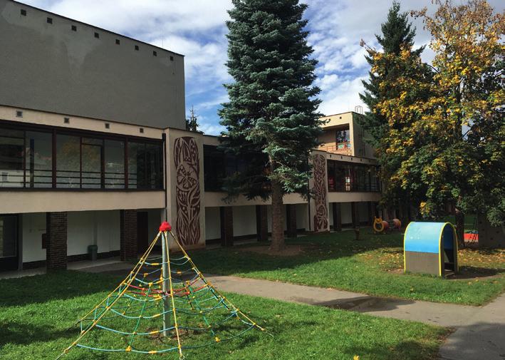 Mateřská škola Tyršovka v Praze 12 a Mateřská škola Karásek odloučené pracoviště Kontaktní údaje: Mateřská škola Tyršovka v Praze 12 má dvě pracoviště MŠ Tyršovku a MŠ Karásek.