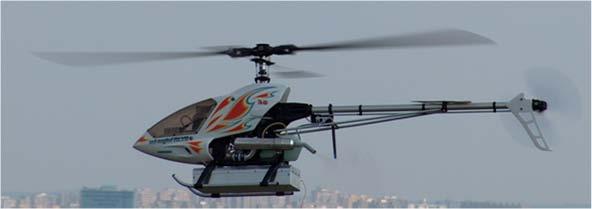 1.1 Popis modelu vrtulníku Obrázek 1.1: Model vrtulníku Základní parametry modelu vrtulníku: délka: 1370mm, šířka: 190mm, výška: 465mm, průměr rotoru: 1600mm, celková hmotnost: 7000g.