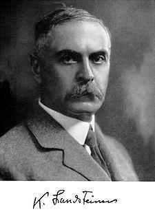 Krevní systém AB0 historie výzkumu 1901 Karl Landsteiner objevil tři krevní skupiny A, B a C (dnešní A, B a 0) 1930 Nobelova cenu za fyziologii a lékařství 1907 Psychiatr Jan Janský popsal čtvrtou