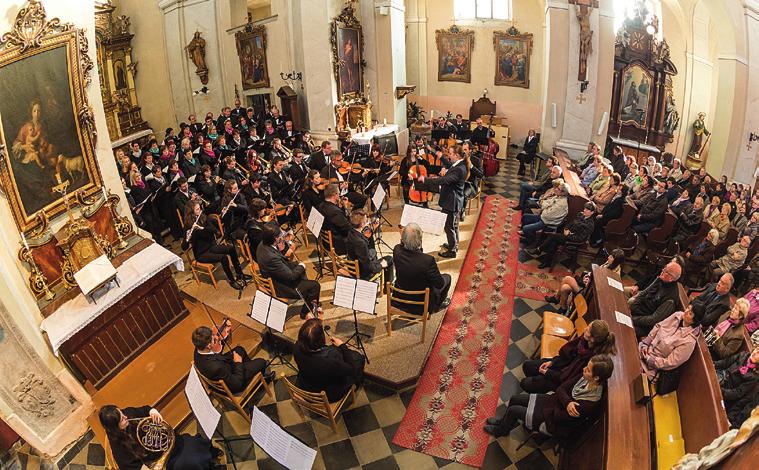 SKUTEČSKÉ NOVINY STRANA 2 Opereta Noc v Benátkách Výpravnou podívanou, zábavný příběh a chytlavou hudbu nabídne divákům 16.