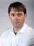 MUDr. Pavel Darebný Lékař MUDr. Michal Krčmář Lékař RNDr. Jana Rutarová, Ph.D. Vedoucí embryolog Profil pracoviště Centrum asistované reprodukce v ÚPMD se zabývá komplexní diagnostikou a léčbou