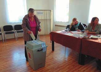 Jifií íha 71 hlasû NEZÁVISLÍ PRO HOMOLSKO 271 hlasû = 18,63 % mandáty 1 1. Ilona Hálová 91 hlasû HOMOLSKO 162 hlasû = 11,13 % mandáty 1 1.
