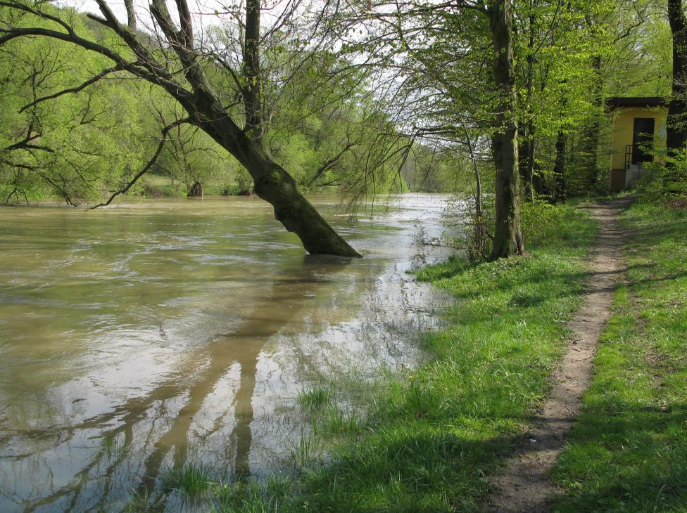 Zároveň byly vydávány Hydrologické regionální informační zprávy (HRIZ), které dokumentovaly aktuální meteorologickou a hydrologickou situaci, dosažené SPA a další vývoj situace.