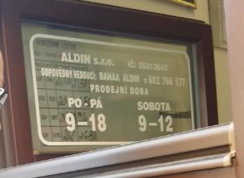 umístění provozovny na adrese U dálnice, když neoznámil ukončení směnárenské činnosti v této provozovně k dni 30.9.2011, porušil povinnost podle 10 odst.