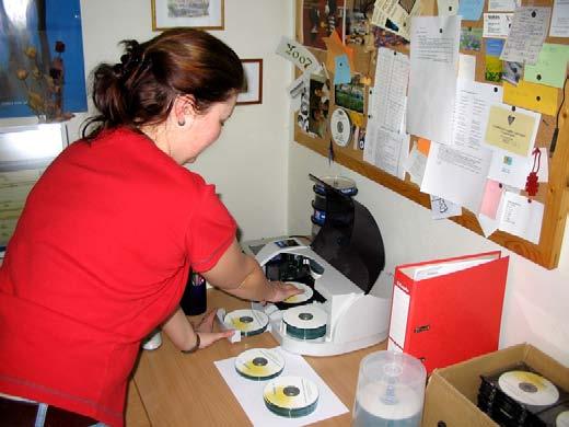 POLYGRAFICKÉ STŘEDISKO Zadavatele: externě 058 UP 608 Druhu: CMTF 16 PF 23 FTK 55 LF 60 FF 81 PdF 82 PřF 103 Celkem 420 20 učebnic 070 studijních opor 1 slovník 001 atlas 64 skript 052 sborníků 63