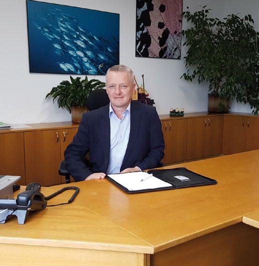 Úvodní slovo ředitele Vážení obchodní partneři a přátelé, pomalu nastupuje podzim a my přinášíme 35. číslo našeho firemního magazínu.