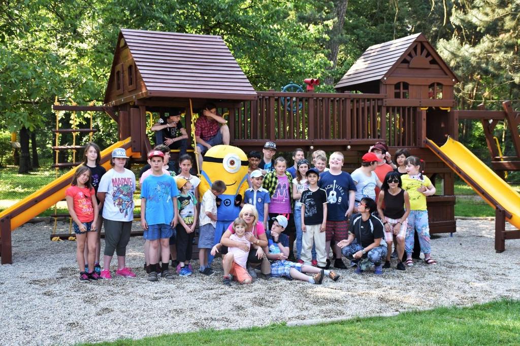 Základní škola Mikulov, Školní, příspěvková organizace Školní 184/1, PSČ 692 01, tel.: 519 510 134 www.zsspmikulov.