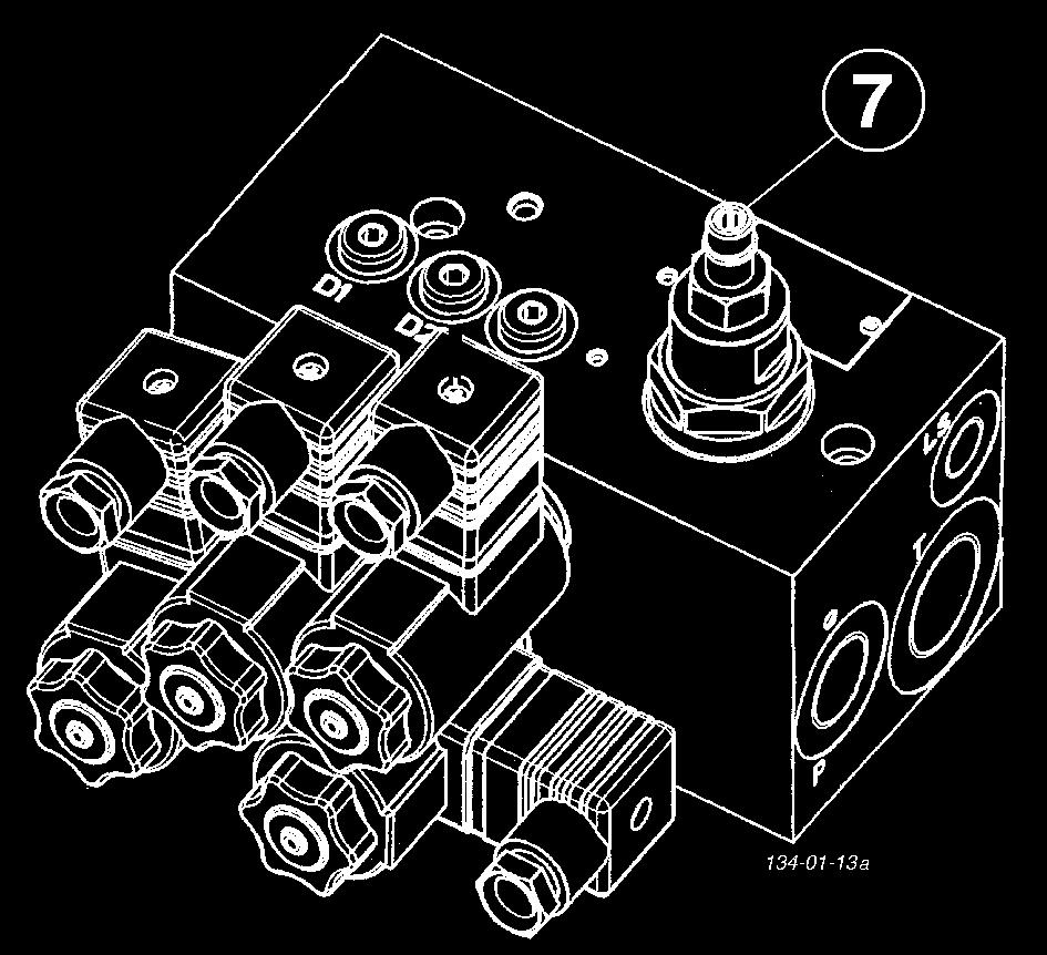 PÿIPOJENÕ STROJE K TRAKTORU NastavenÌ NavÌc musì b t nastaven odpovìdajìcìm zp sobem öroub (7) na hydraulickèm rozvadïëi. 1. Odpojte elektrickou instalaci (E2, E3).