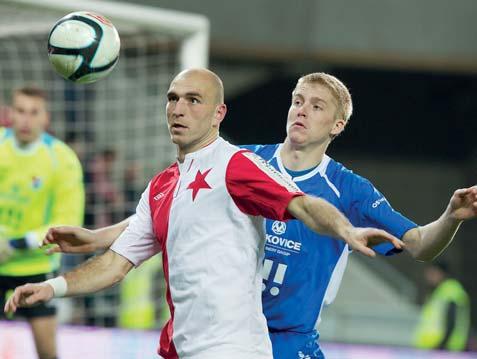 soupiska FC BANÍK OSTRAVA, a. s. FC BANÍK OSTRAVA, a. s. Rok založení: 1922 Klubové barvy: bílá a modrá Kapacita stadiónu: 17 372 Adresa: FC Baník Ostrava a.s., Bukovanského 4/1028, 710 00 Slezská Ostrava Telefon: 596 241 804, 596 241 687 Internetová adresa: www.