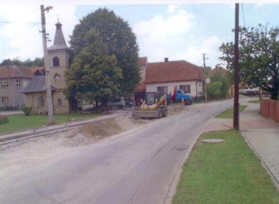 Proto bych chtěl všem členům zastupitelstva poděkovat za odvedenou práci pro obec v uplynulém volebním období, taktéž účetní obce paní Hýblové Haně za vedení účetnictví, i všem občanům, kteří se ve