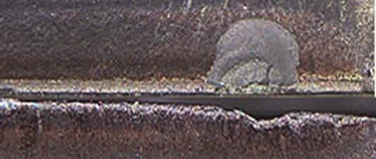 Vrstva Al2O3 Vrstva TiCN Snížené nadměrné poškození Extrémně hladká, černá vrchní vrstva povlaku brání nadměrnému poškození, např.